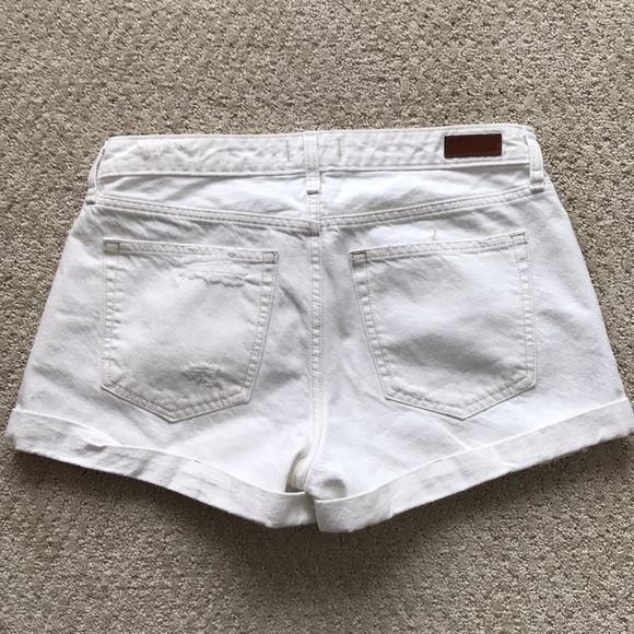 High-wasted white jean shorts - Picture 2 of 2